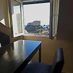 Cozy With Sea And Old Town View アパート