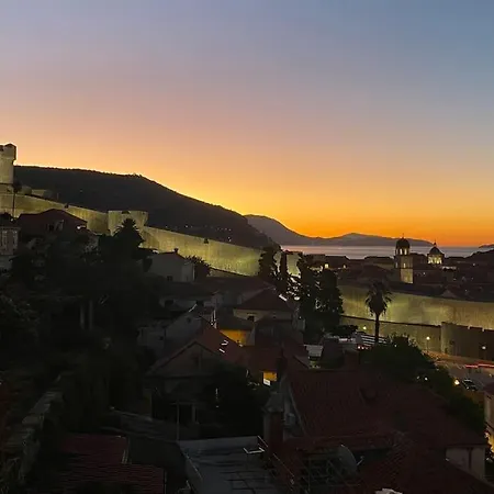 Cozy With Sea And Old Town View