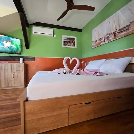 Cozy With Sea And Old Town View 杜布罗夫尼克